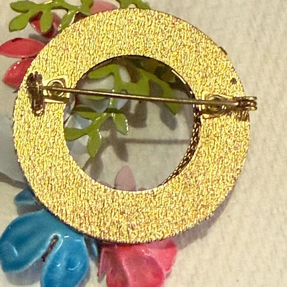 Vintage Enamel & AB Rhinestone Floral Wreath Brooch with Link/Blue/Yellow Gold - Picture 3 of 7